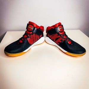 Nike Team Hustle D 9 Kids' Sneakers size 3y